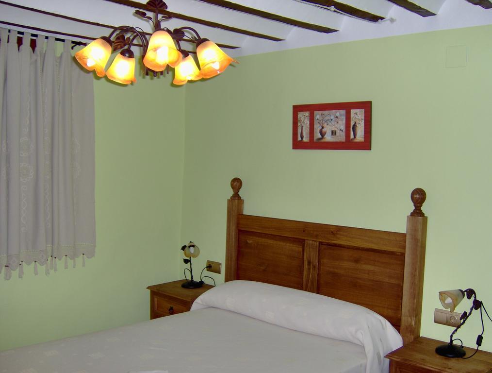 La Aldea Guest House Alcaraz Rom bilde